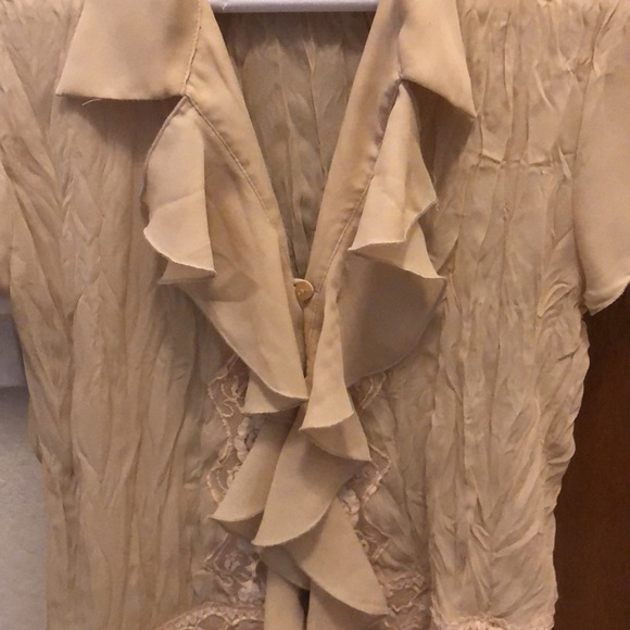 Dress-U by Sharon ruffles laced trim blouse pristine condition - Picture 2 of 6